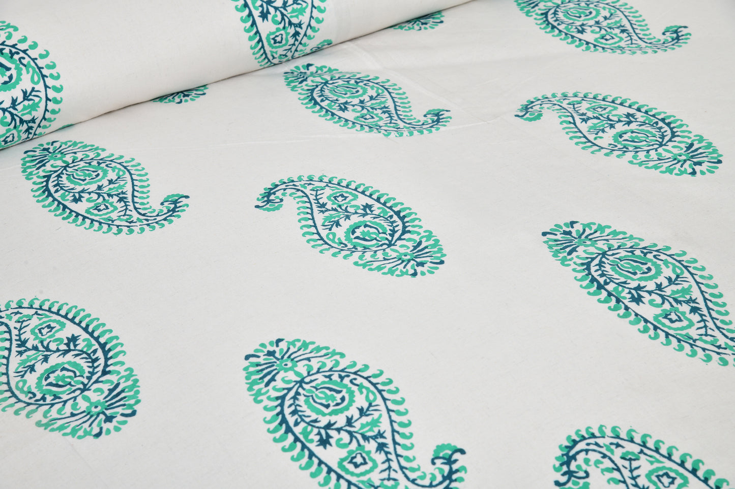 100% pure cotton (Size 98*108) jaipuri sanganari printed Super king Premium badsheet with 2 Matching pillow covers